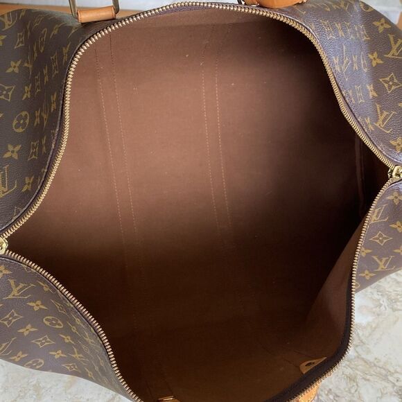 Louis Vuitton Keepall 55 Monogram w/ Name Tag, Poignet & Padlock - Picture 13 of 17